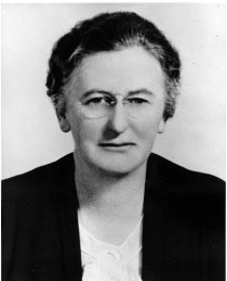 picture of Mary Dewson