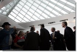 President George W. Bush discusses Strengthening Social Security at the Milwaukee Art Museum in Milwaukee, Wis., Thursday, May 19, 2005. "The job of the President is to confront problems and not pass those problems on to another President,." said the President. "And I realize if we don't act, we're liable to saddle a younger generation of Americans with an 18-percent payroll tax to make good for the promises that you've made for me. And that's not fair, and that's not right." White House photo by Paul Morse