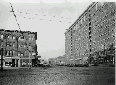 Candler from street level