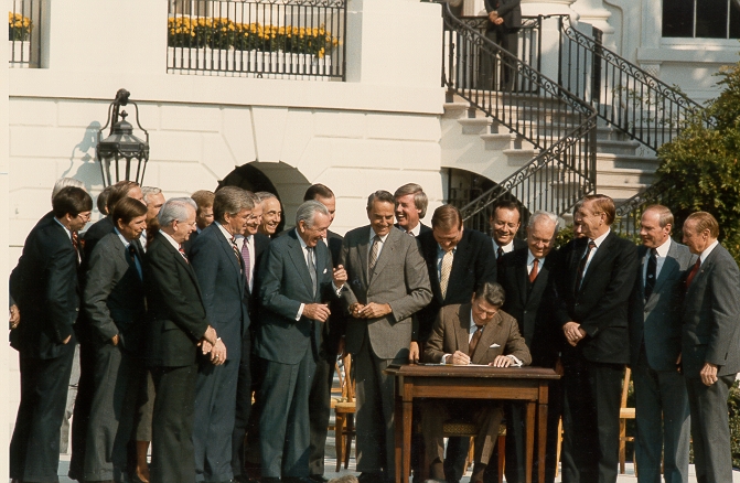 photo of Reagan signing 1986 law